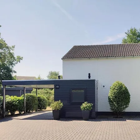 Holiday home Veermansplaat 40 - Noordzeepark